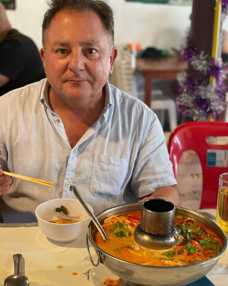 Maklowicz.pl – Robert Makłowicz, dziennikarz, youtuber, autor książek i